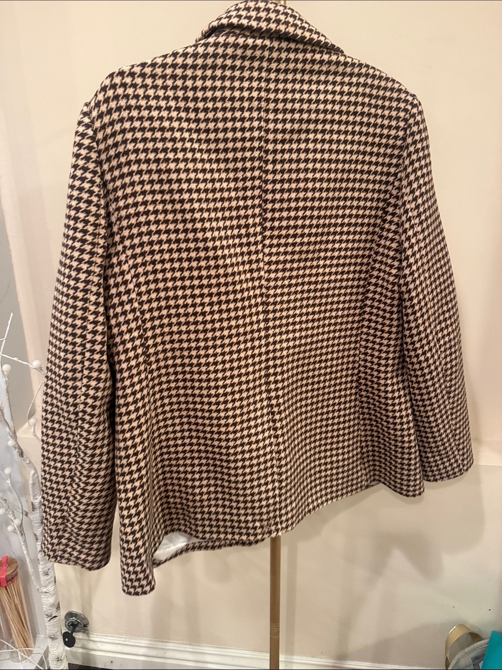 Commense Houndstooth Blazer with Wide Brown Belt. XL. 0056 - Picture 4 of 4